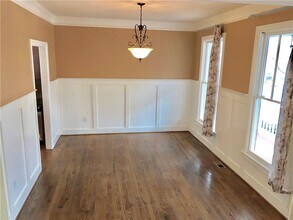 1678 Carr Cir NW in Atlanta, GA - Building Photo - Building Photo
