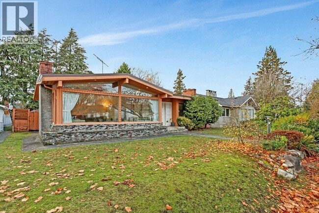 6349 Fremlin St in Vancouver, BC - Building Photo - Building Photo