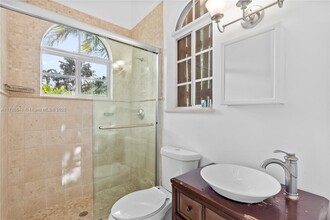 1223 Jackson St in Hollywood, FL - Building Photo - Building Photo
