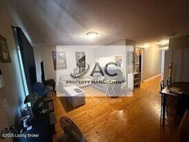 1320 S 17th St in Louisville, KY - Building Photo