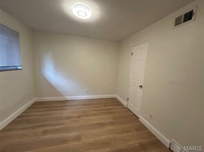 3618 Indiana Ave in St. Louis, MO - Foto de edificio - Building Photo