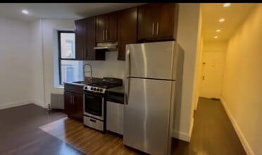 W. W 124th St in New York, NY - Building Photo - Building Photo