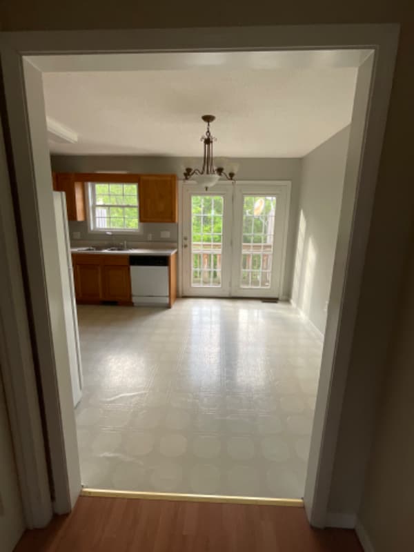 235 Hunter Hills Cir