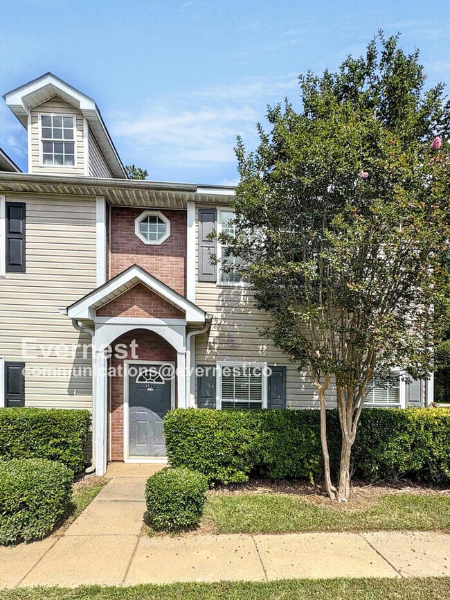 property at 8622 Thomas Rd
