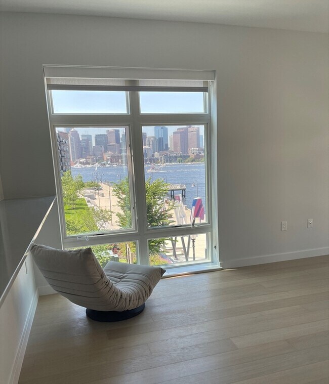 1 Lisbon St, Unit 301 in Boston, MA - Foto de edificio - Building Photo