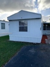 35250 SW 177th Ct in Homestead, FL - Building Photo - Building Photo