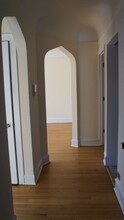 2940 N Albany Ave, Unit 1W in Chicago, IL - Building Photo - Building Photo