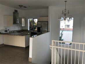 1600 Euclid Ave in Miami Beach, FL - Building Photo - Building Photo