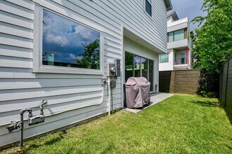 7603 Jacquelyn Gdns Ln in Houston, TX - Building Photo - Building Photo