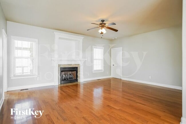 15 Falling Oak Ct in Clayton, NC - Building Photo - Building Photo