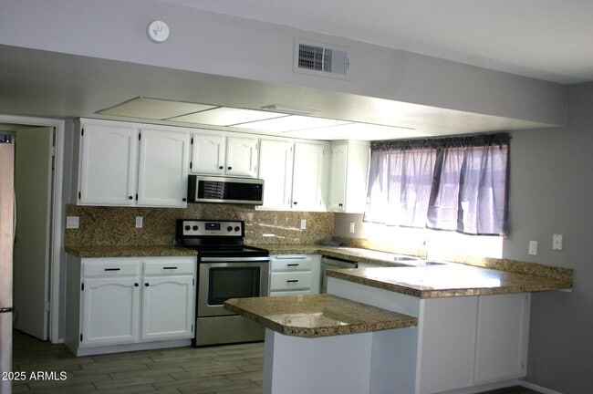 2217 S Las Flores in Mesa, AZ - Building Photo - Building Photo