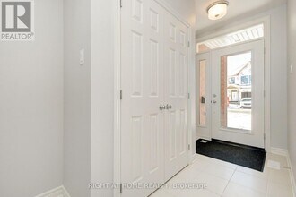 513 Muscari St in Ottawa, ON - Building Photo - Building Photo