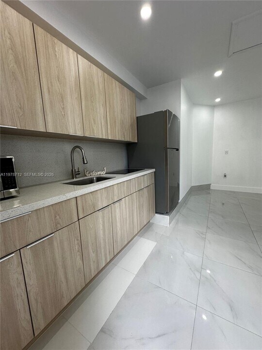 3863 SW 145th Ave in Miami, FL - Building Photo