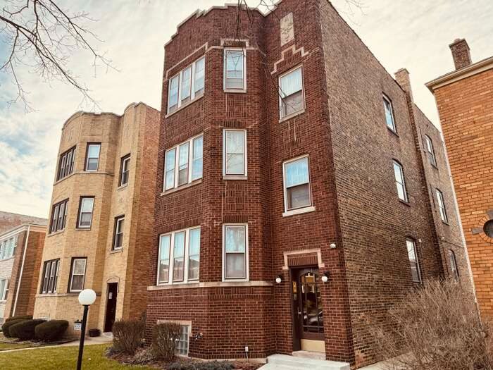 8808 S Blackstone Ave in Chicago, IL - Foto de edificio
