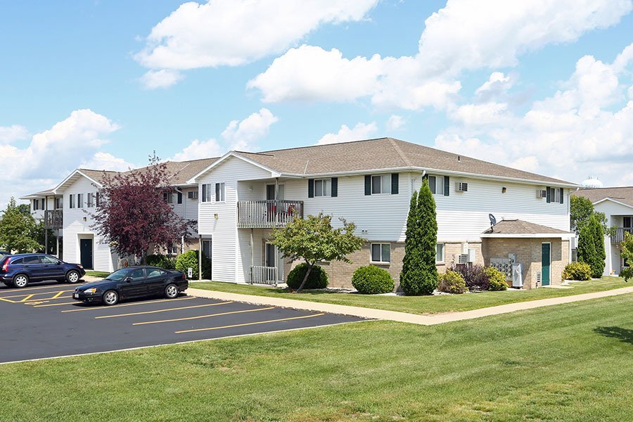 Trail Park Apartments in Kaukauna, WI - Foto de edificio