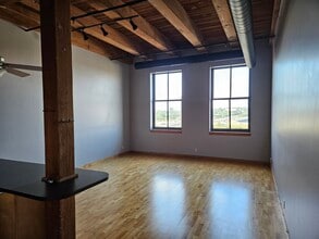 289 5th St East, Unit 506 in St. Paul, MN - Building Photo - Building Photo