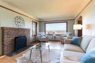 721 W Florentia Pl in Seattle, WA - Building Photo - Building Photo