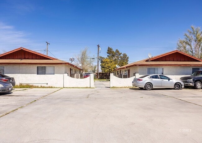424 W Wilson Ave, Unit C
