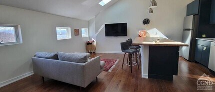 225 Allen St in Hudson, NY - Building Photo - Building Photo
