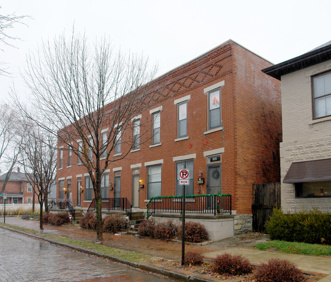 Briggs & Sycamore in Columbus, OH - Foto de edificio - Building Photo