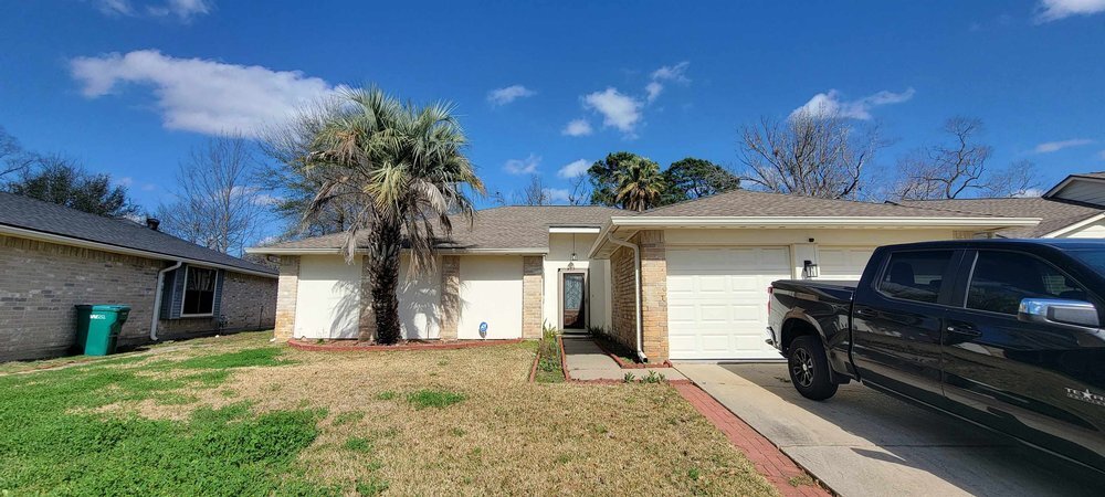 3302 Lockgate Dr in Spring, TX - Building Photo