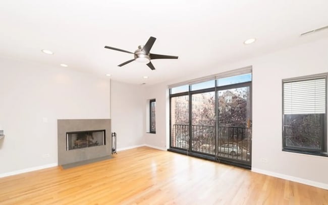 1084 N Paulina St in Chicago, IL - Building Photo - Building Photo