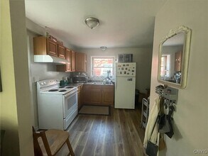 60 Oswego St in Baldwinsville, NY - Building Photo - Building Photo