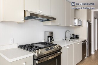 200 Mesnager St in Los Angeles, CA - Building Photo - Building Photo