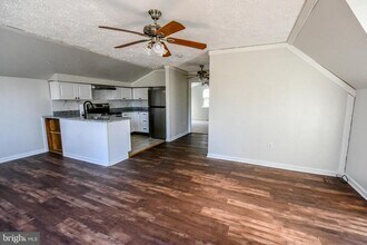 3015 Abington Manor Dr in Huntingtown, MD - Building Photo - Building Photo