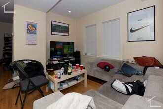 1 Griggs Pl in Boston, MA - Foto de edificio - Building Photo