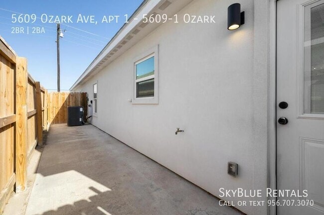 5609 Ozark Ave in McAllen, TX - Building Photo - Building Photo