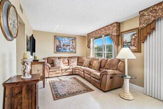 6200 NW 2nd Ave, Unit Boca Teeca in Boca Raton, FL - Building Photo - Building Photo