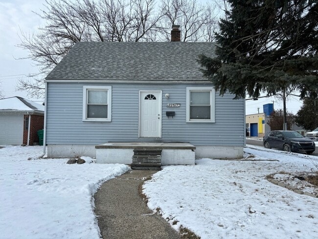 property at 22517 Petersburg Ave