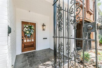 8638 Oakford Dr in Houston, TX - Building Photo - Building Photo