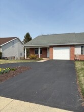 2354 Meadow Ct in Harrisonburg, VA - Building Photo - Building Photo
