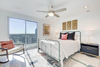 The Vue in San Antonio, TX - Foto de edificio - Building Photo