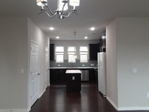 3240 E Whitestone Blvd in Cedar Park, TX - Building Photo - Building Photo