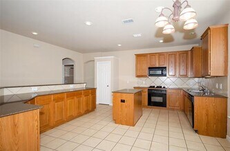 907 Mustang Ridge Dr in Murphy, TX - Foto de edificio - Building Photo