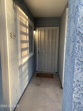 2910 W Marconi Ave in Phoenix, AZ - Building Photo - Building Photo