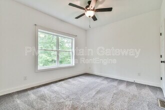 13765 GA-136 in Dawsonville, GA - Building Photo - Building Photo