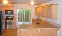 5211 66th Street Ct W in University Place, WA - Foto de edificio - Other