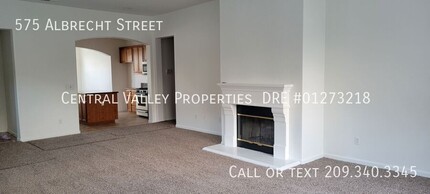 575 Albrecht St in Manteca, CA - Building Photo - Building Photo
