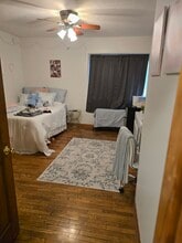 1200 N Madison St, Unit #1 in Bloomington, IN - Foto de edificio - Building Photo