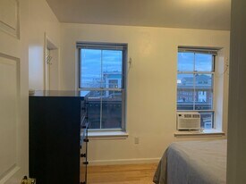 7 Pembroke St in Chelsea, MA - Building Photo