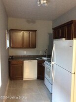 950 S Floyd St in Louisville, KY - Building Photo