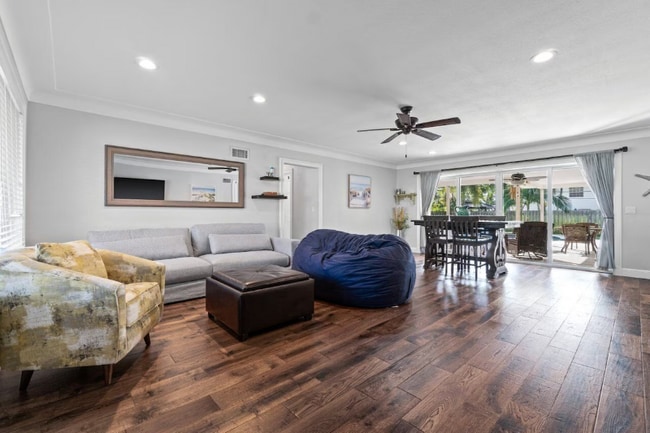 306 SW 11th Ave in Boynton Beach, FL - Building Photo - Building Photo