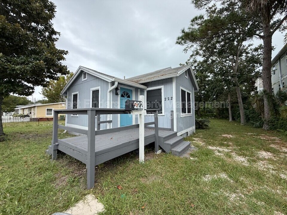 222 9th St S in Jacksonville Beach, FL - Building Photo