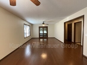 9 Old Orchard Ln in Glen Carbon, IL - Building Photo - Building Photo