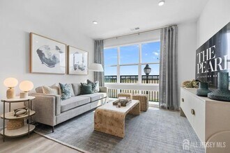 200 Schindler Dr in South Amboy, NJ - Building Photo - Building Photo