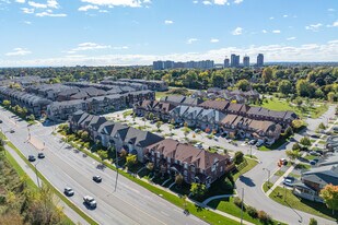 54 Beer Cres in Ajax, ON - Building Photo